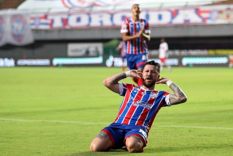 Brasileirão: Bahia derrota Athletico-PR e entra no G4