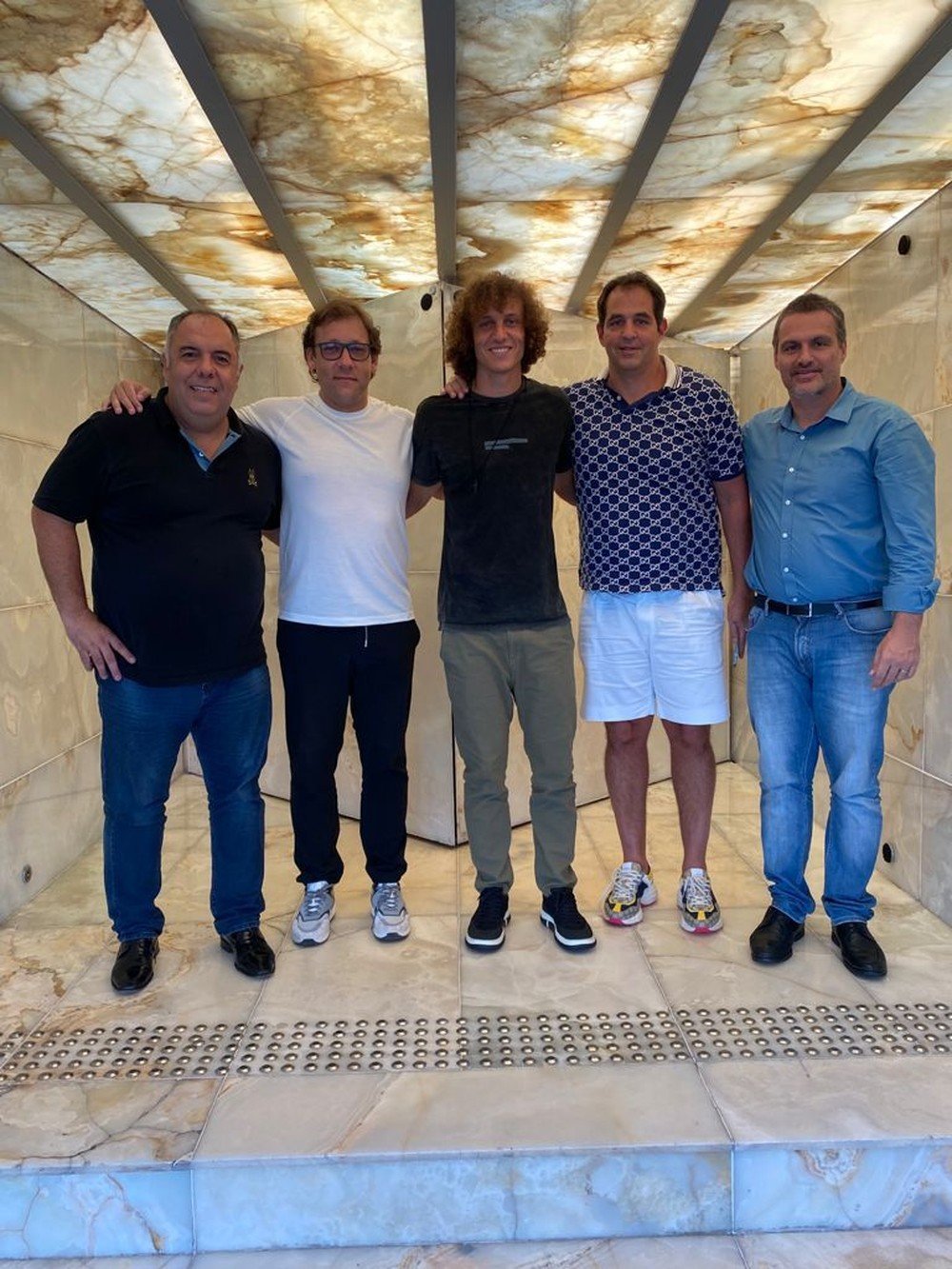 Futebol: David Luiz assina com Flamengo e é anunciado como terceiro reforço da era Renato Gaúcho