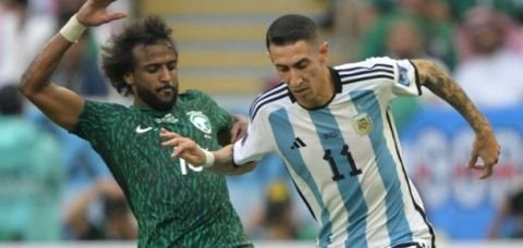 Argentina perde para Arábia Saudita na estreia da Copa