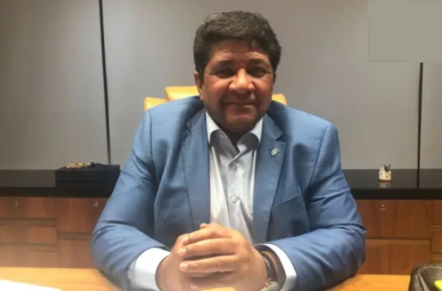 Sem definir prazo, presidente da CBF quer um técnico “de respeito” e com estilo de jogo “bem ofensivo” na Seleção