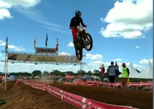 BELO CAMPO | AZ News dá banho de cobertura na Copa Brasil de Supercross; confira as imagens