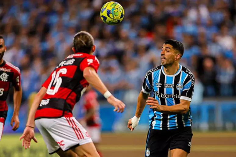 Futebol: na Arena, Flamengo vence Grêmio e tem grande vantagem nas semifinais