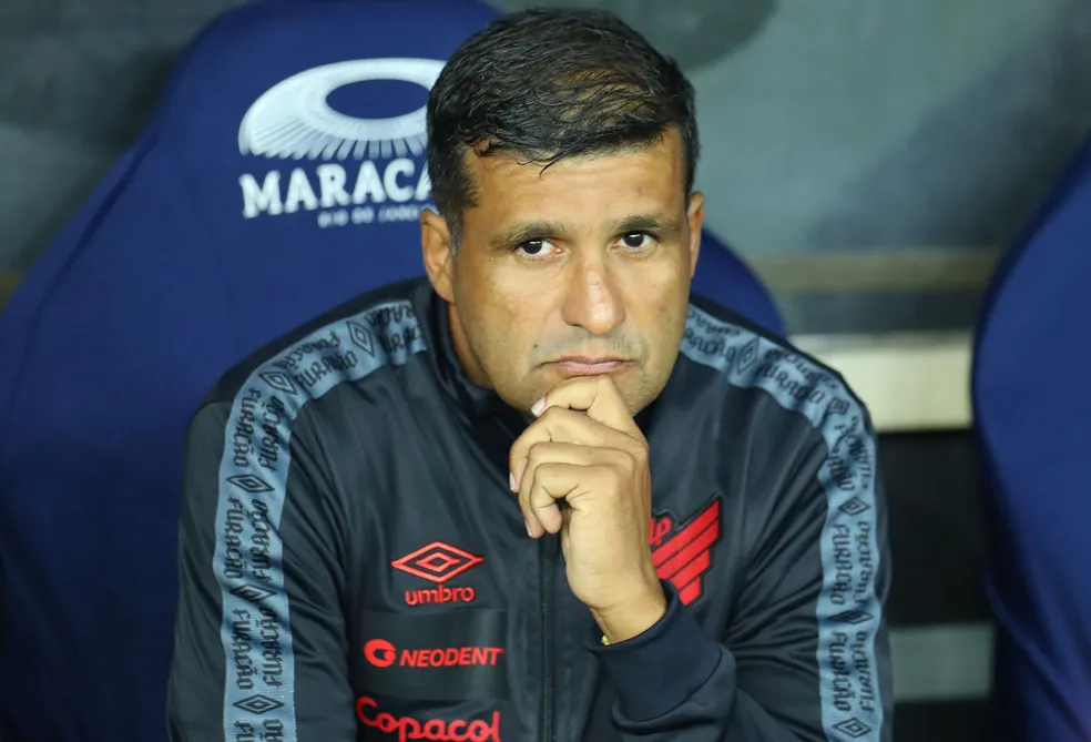 Copa do Brasil: Técnico itapetinguense do “Furacão” promete dar trabalho ao Flamengo no jogo de volta