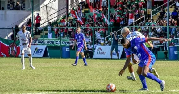 Futebol: Itapetinga aplica 3 x 0 em Feira de Santana e decide vaga em casa no domingo pela 3ª fase do Intermunicipal 2023