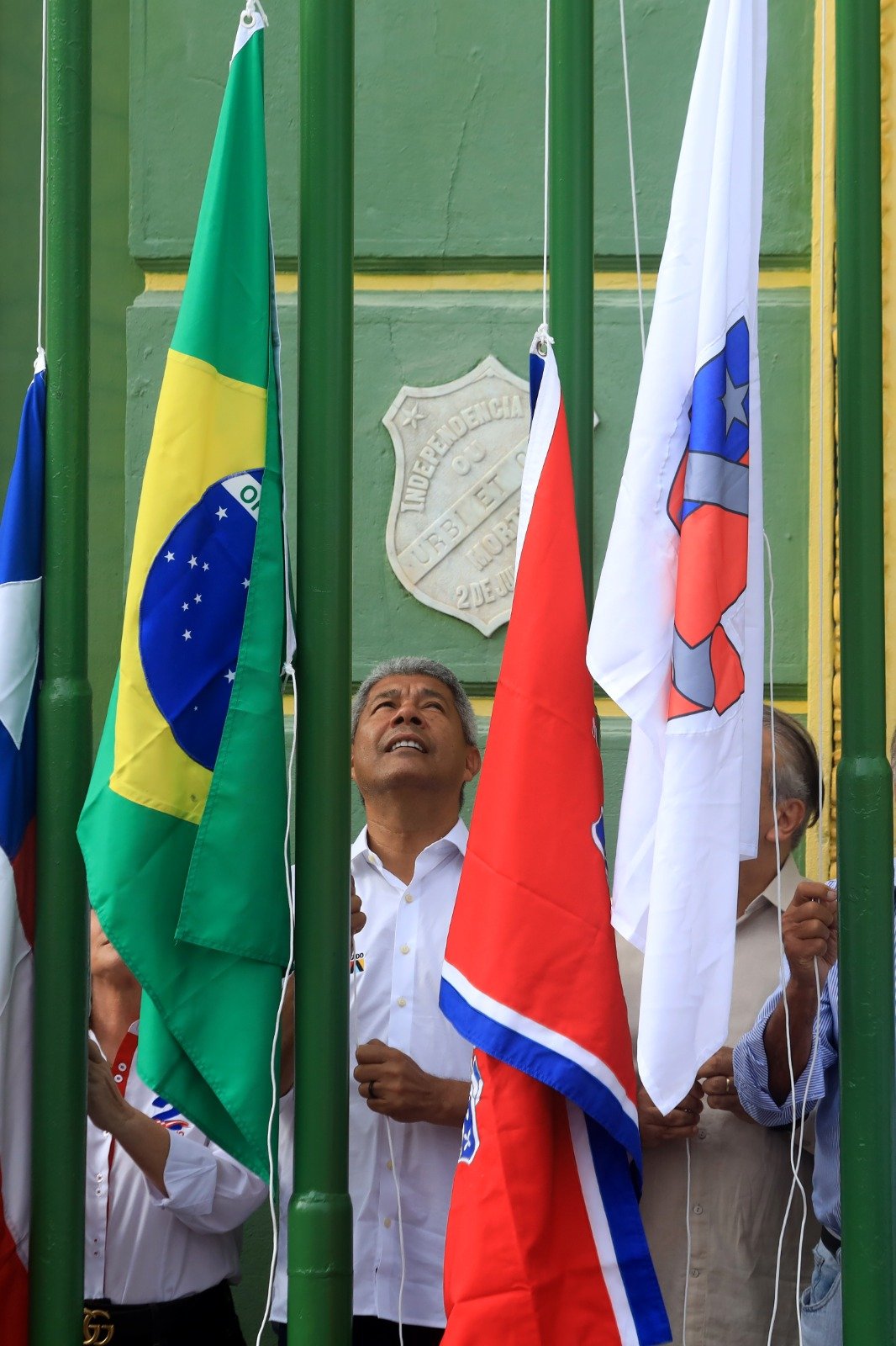 Bahia celebra 202 anos de Independência com tradicional cortejo cívico; governador e presidente marcam presença nas comemorações