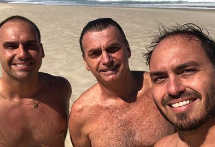 Carlos e Eduardo Bolsonaro dizem que governadores de direita agem como ratos e oportunistas