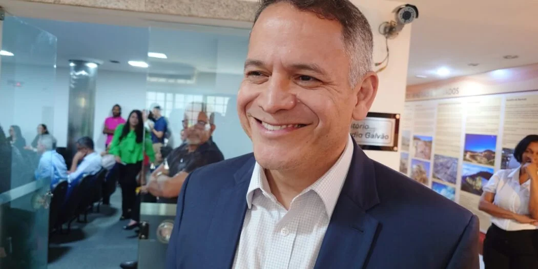 Secretário de Agricultura celebra queda do “tarifaço” dos EUA sobre o café e cacau e defende soberania na produção