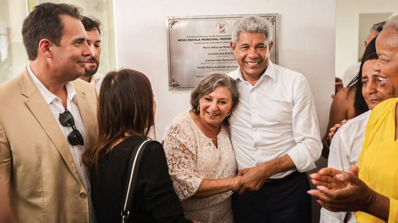 Prefeita que votou em ACM Neto declara apoio a Jerônimo Rodrigues: ‘Minha vida vai te pertencer’