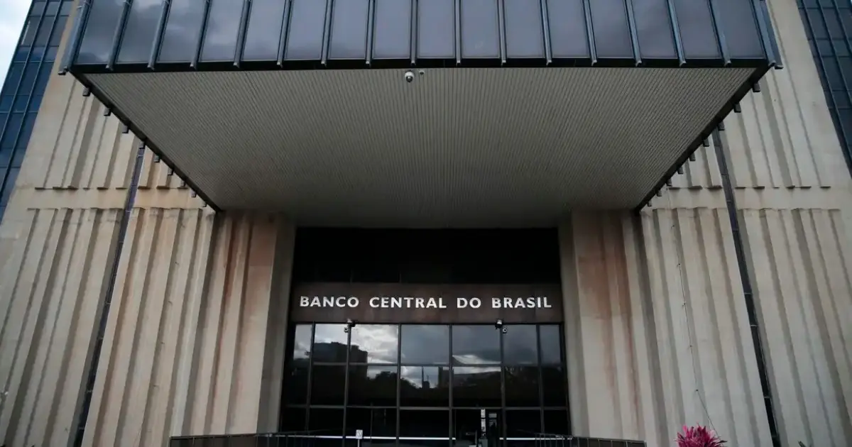 Mercado financeiro eleva projeção do PIB para crescimento de 2,25% em 2025