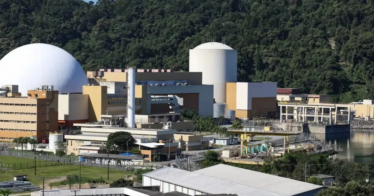 Japão autoriza retomada da maior usina nuclear do mundo quase 15 anos após Fukushima