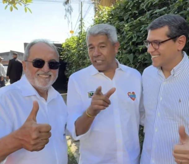 Parceria com o Governo do Estado garante Asfalto para  o Bairro Primavera.