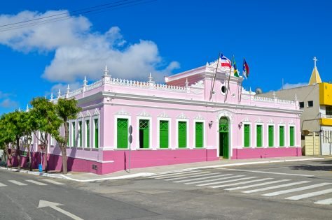 Prefeitura de Vitória da Conquista suspende cobrança da Tarifa de Pós-Utilização na Zona Azul por tempo indeterminado