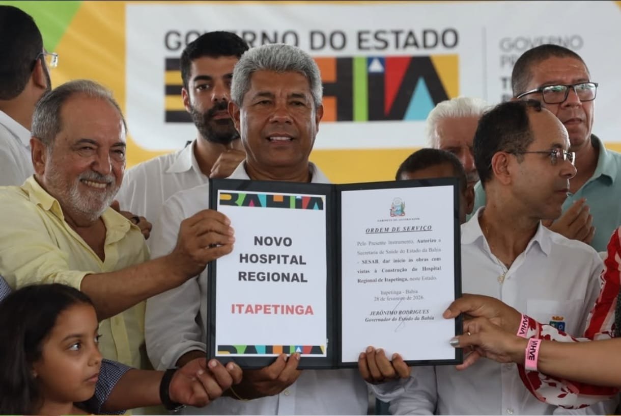 Em Itapetinga, governador assina ordem de serviço para início de cinco novas grandes obras no município