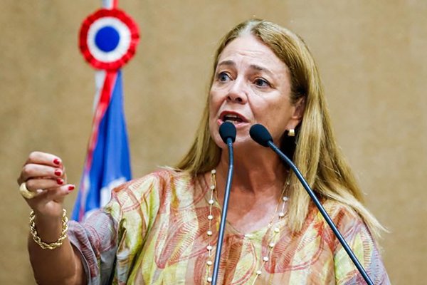 Fabíola Mansur anuncia saída do PSB após 18 anos estuda PV ou PSD como caminho