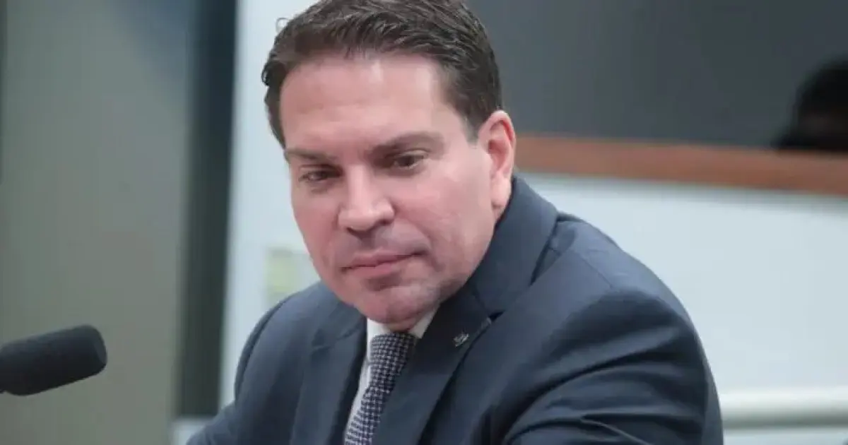 Foragido do Brasil, Ramagem é preso pelo ICE nos EUA