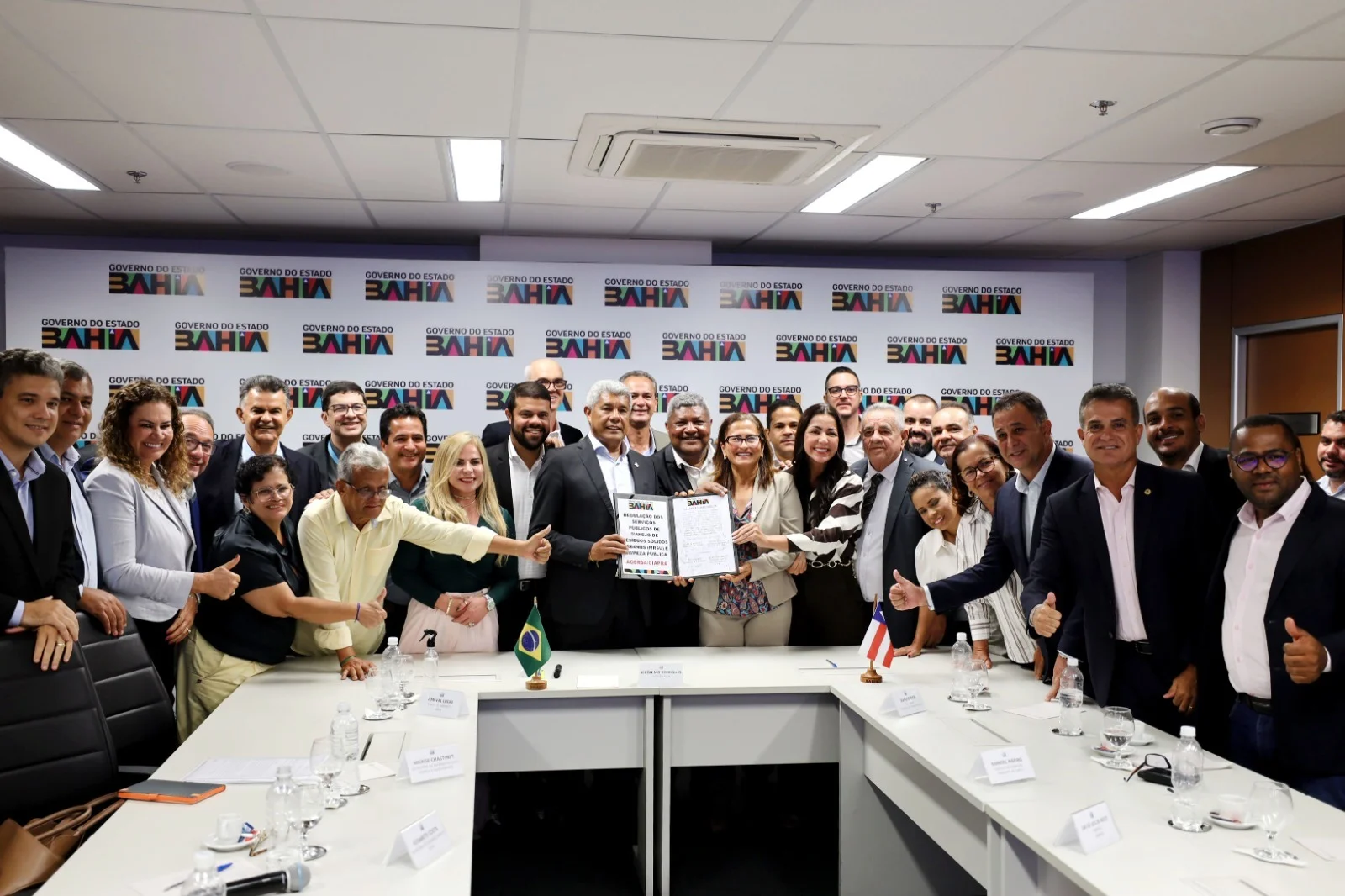 Governo do Estado firma convênio inédito com o consórcio Intermunicipal na Bahia.