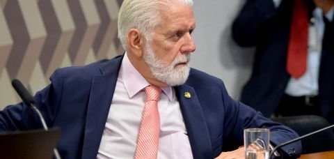 Wagner descarta atacar STF por reeleição