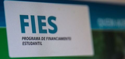 Desenrola Fies: estudante pode renegociar dívida a partir desta quarta