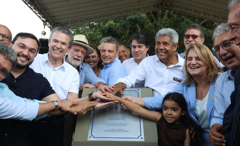Ministro André de Paula lança pedra fundamental da nova Unidade Mista de Pesquisa e Inovação do Sudoeste Baiano