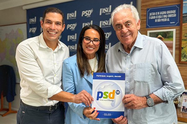 Prefeita de Araci se filia ao PSD e engrossa fileiras de Otto Alencar