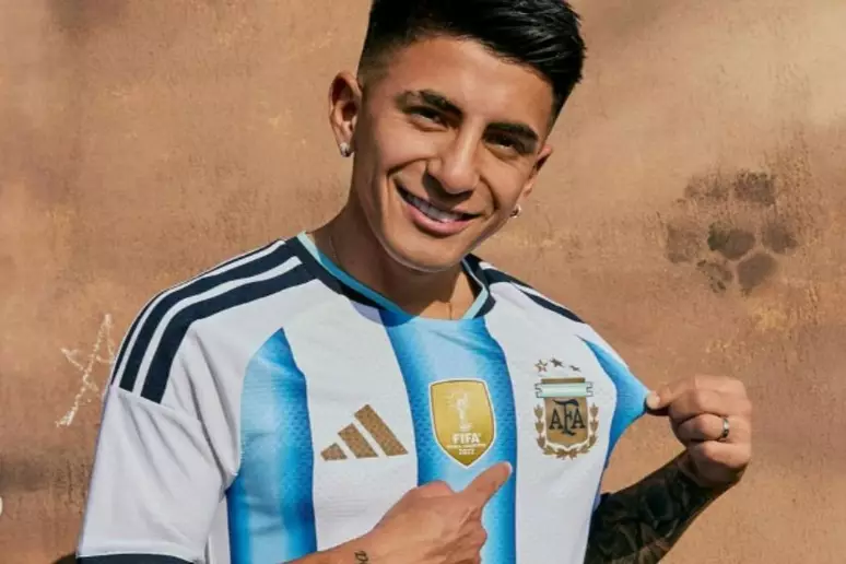 Publicidade Diretoria do Flamengo se manifesta sobre chegada de Thiago Almada
