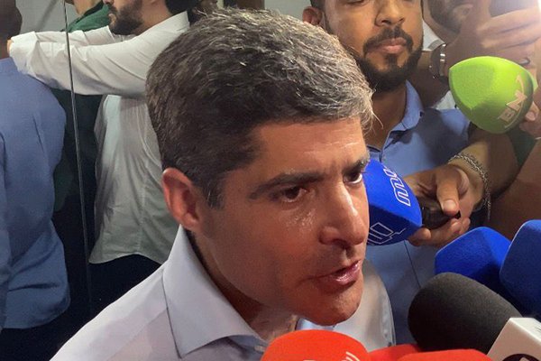 ACM Neto reafirma apoio a Ronaldo Caiado na disputa presidencial