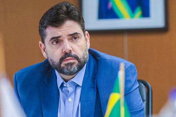 Adolpho Loyola deixa governo para se dedicar à campanha de Jerônimo