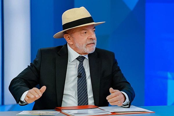 Lula lidera com folga disputa presidencial na Bahia, aponta AtlasIntel