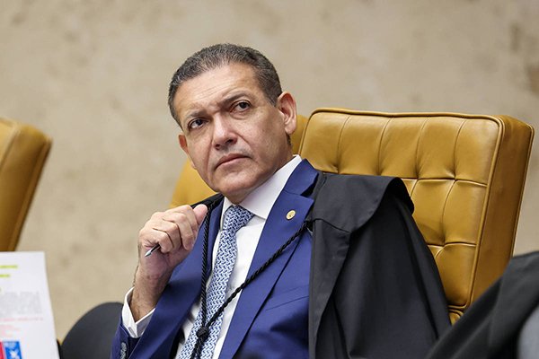 PT pede mandado contra Kássio por decisões contra ‘Exército de Lula’